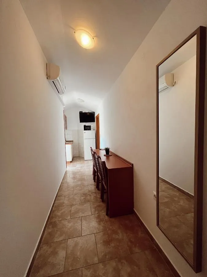 Apartments Buljanovic Pag Town