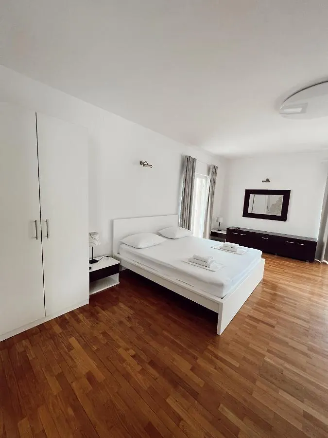 Apartments Buljanovic Pag Town 3*,